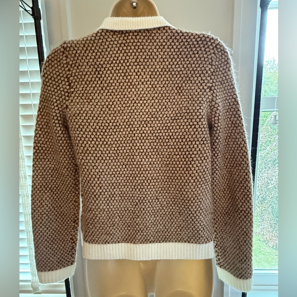 Lilly Pulitzer Cormac Sweater Set - Picture 5 of 9